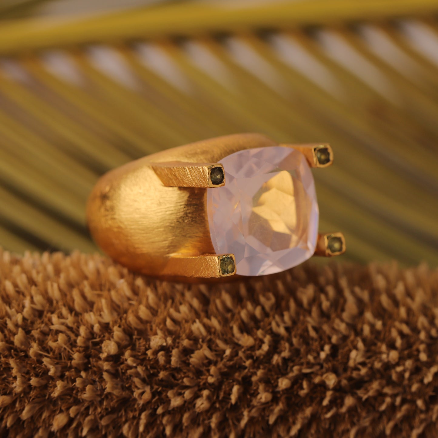 Anillo SPACE Cuarzo rosa y Peridotos