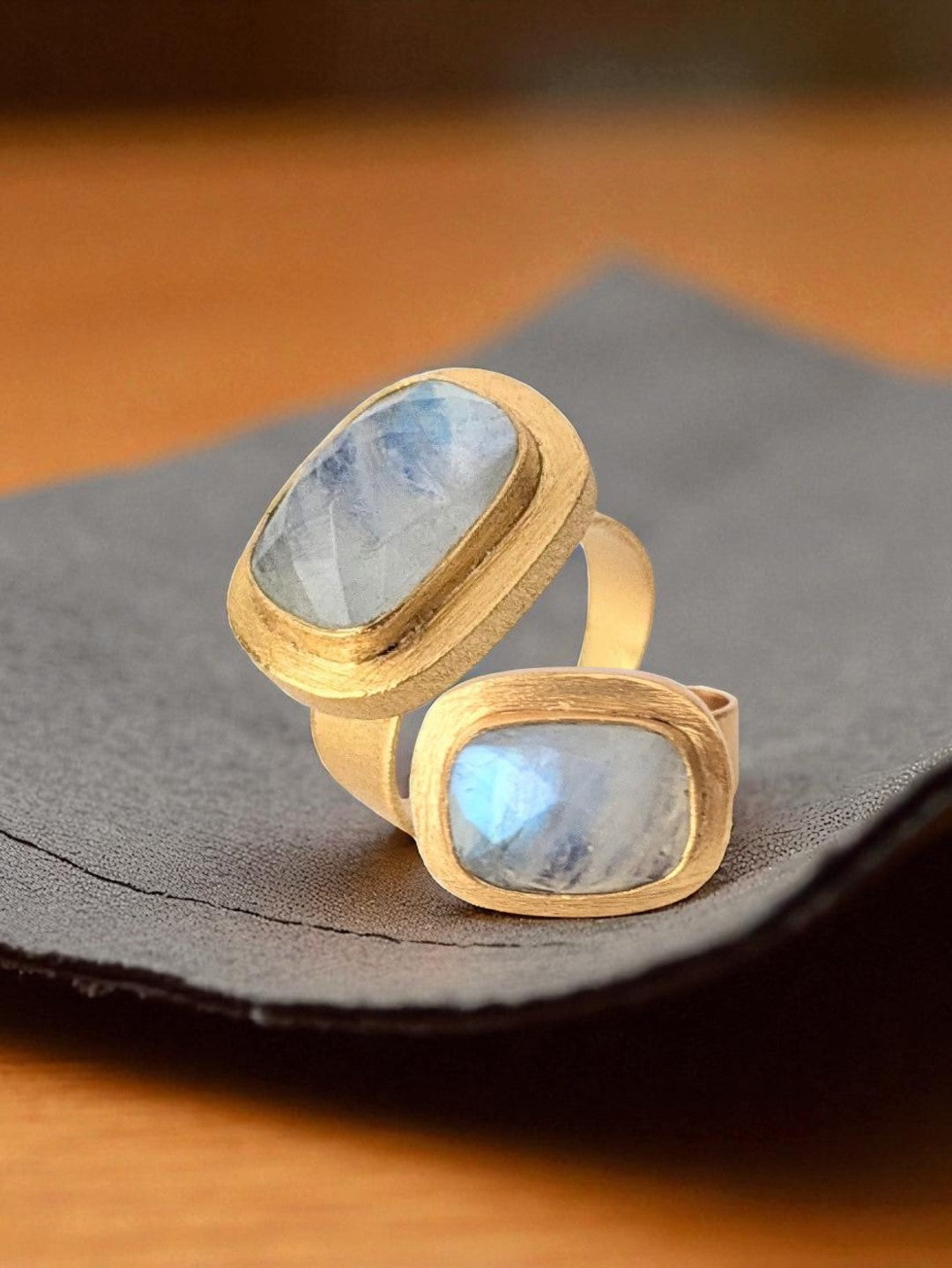 Anillo BANI Moonstone